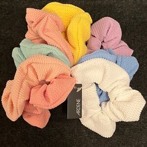 Ardene Pastel Textured Scrunchie Collection